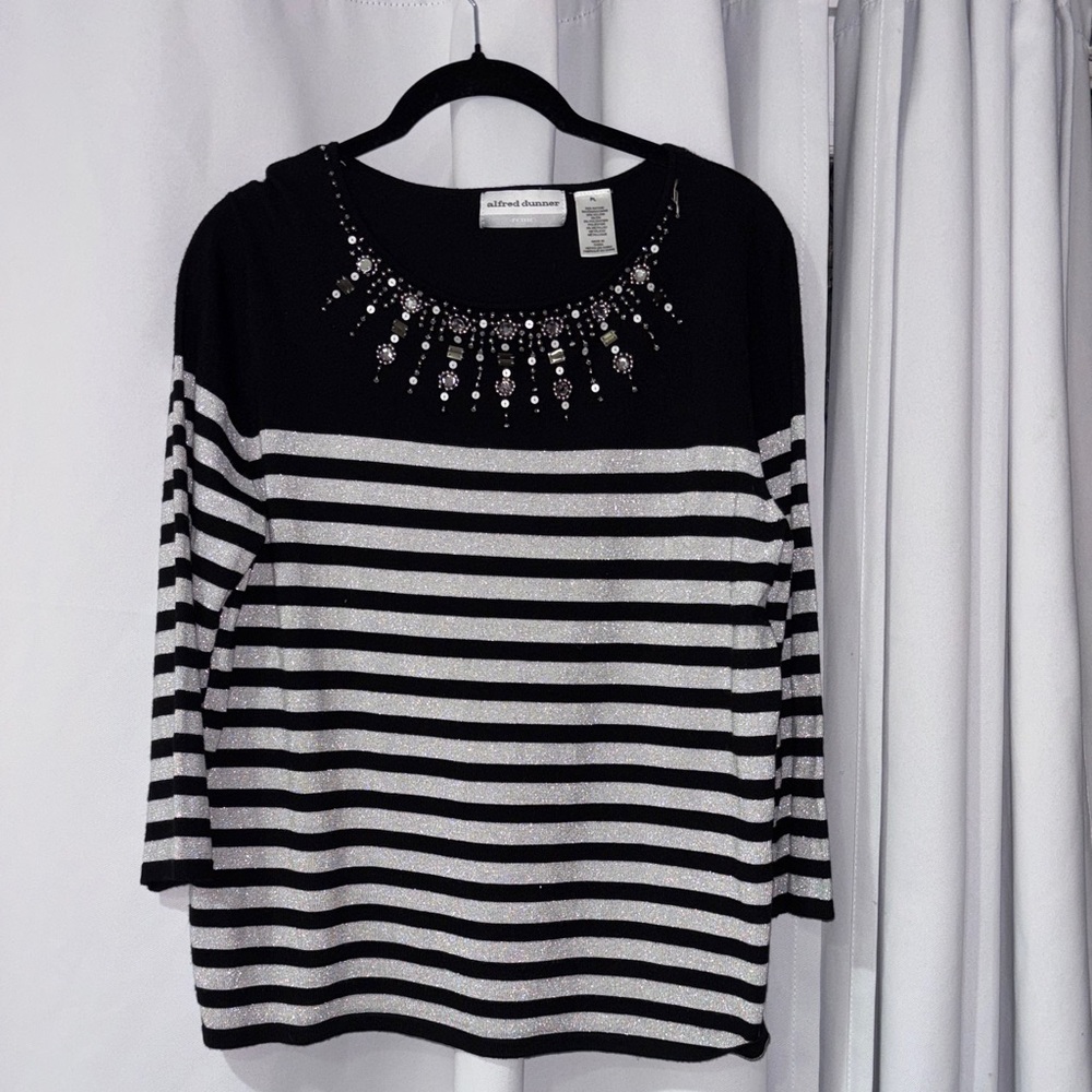 Alfred Dunner Black and Silver‎ Striped Top with Embellished Neckline size LP